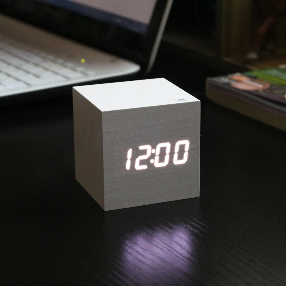 Antique Digital Clock LED Office Clock Vintage Retro Table Personalized Brief Art Clock Silent Watch Electronic Clock Home Decor