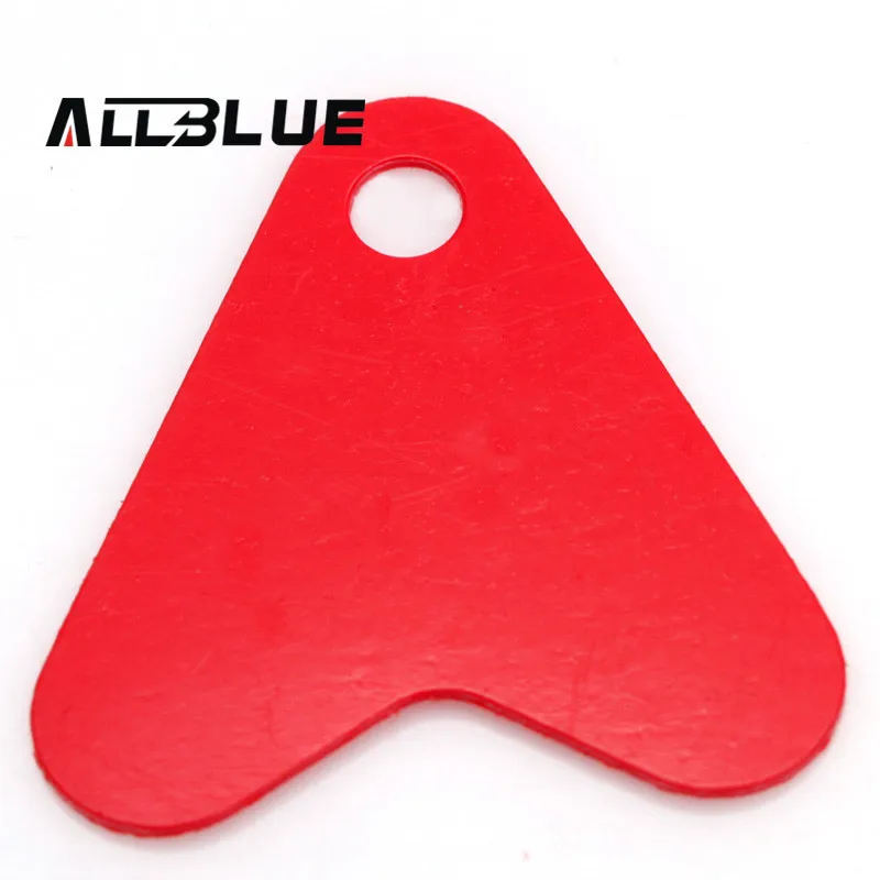  50pcs/lot 16mm Plastic Red Heart Slice Fishing Lure Accessories Fishing Tackle 