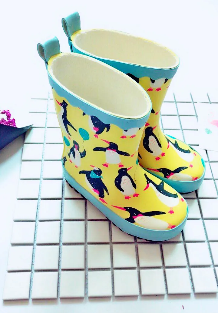 Kids Rain Boots Animal Print Cartoon Rubber Waterproof Antiskid Mid-calf Kids Infant Slip-on Boots