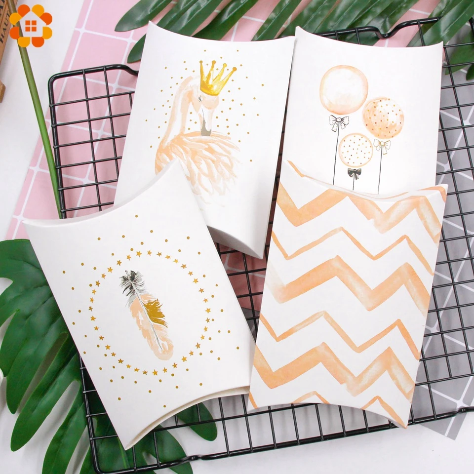 

10PCS/Lot Candy Gift Boxes Swan Paper Candy Pattern Kraft Guests Packaging Boxes Gift Bag Wedding Party Favors Kids Gift Decor