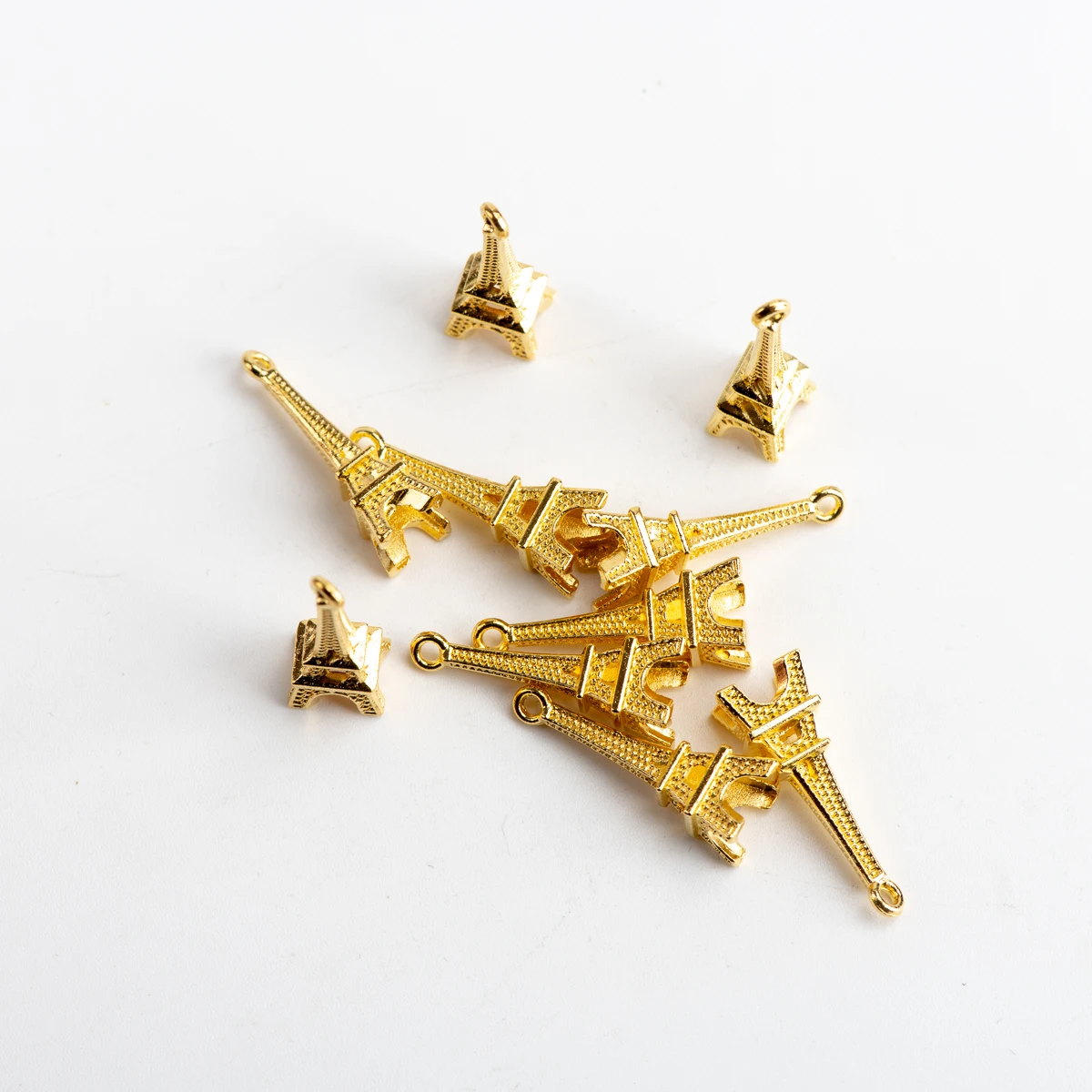 

Small Eiffel Tower DIY Alloy Pendant For Jewelry Needlework Charms Jewelry Findings & Components For Jewelry Making #JZ331