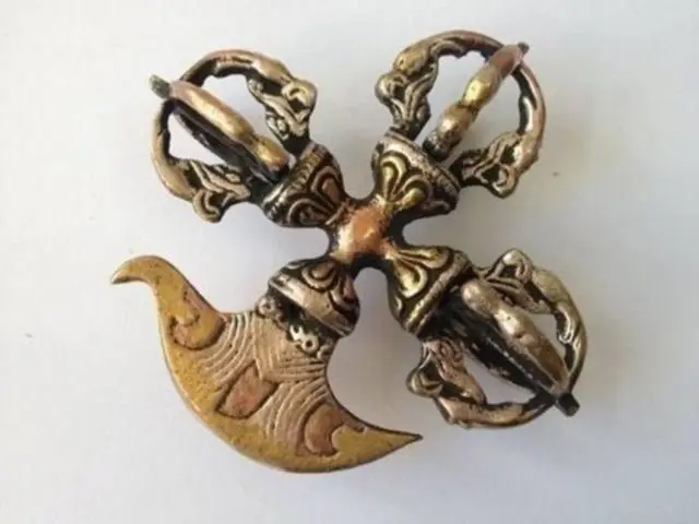 

Chinese Old Tibet Tibetan Bronze Buddhist Ritual Tool Vajra Doorje Amulet decoration bronze factory outlets