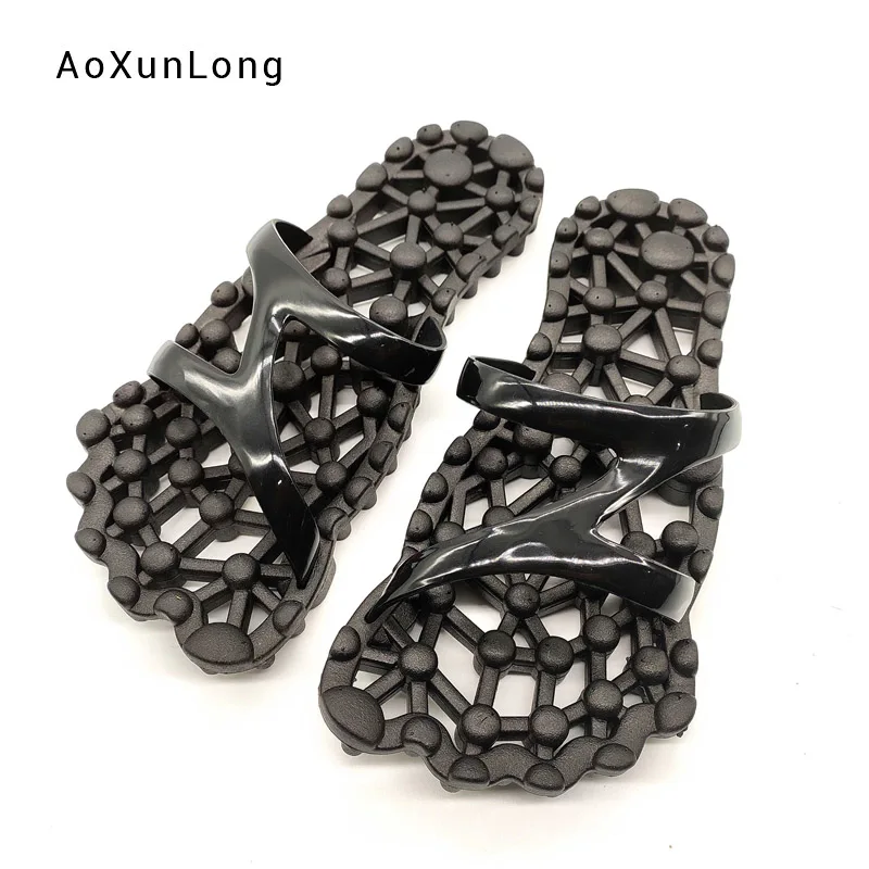 durable mens slippers
