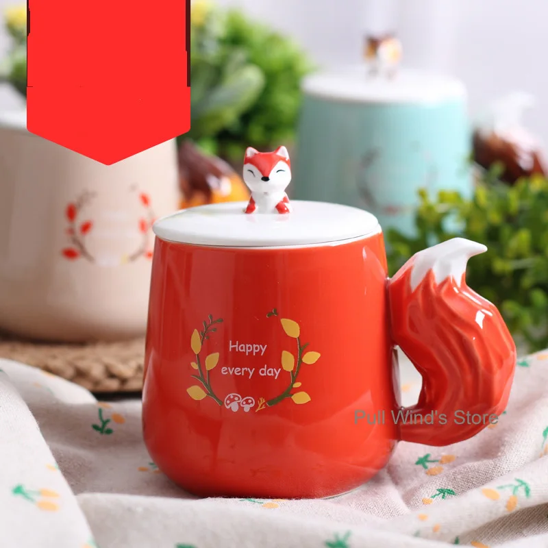 Маленькая керамическая кружка с животными в виде лисы белки енота и молока|cup