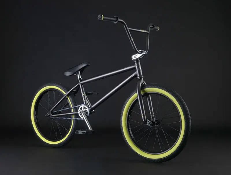 steel Bicicleta BMX Bike qualities 