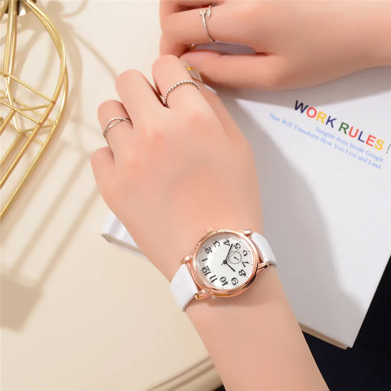 Fashion women's watches brand luxury ladies Retro Peacock Leather Sapphire Simulation Analog Quartz Watch Montre femme Y24 (3)