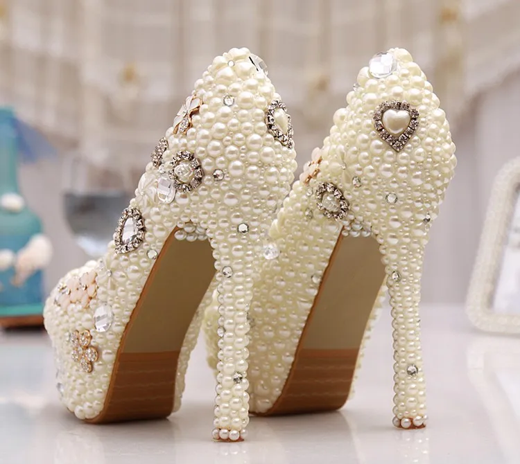 Жемчугом женская обувь высокий каблук круглый носок на высоком каблуке ночной клуб, кинжал свадебные туфли на платформе цвета слоновой кости с жемчугом, свадебная обувь, туфли