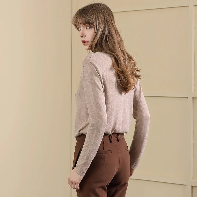 Autumn new arrival v-neck long sleeve loose pullover unlined upper knitting sweater single buckle rendering sweater women 18067 Autumn new arrival v-neck long sleeve loose pullover unlined upper knitting sweater single buckle rendering sweater women 18067