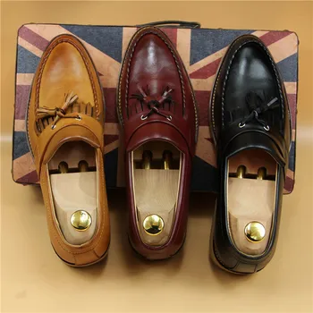 New Trend Men Fashion Tassel Decorated Leather Loafers British Style Vintage Slip On Leather Moccasins Flats Men Oxford Shoes mabaiwan 2018 new fashion handmade men shoes slipper leather loafers dress wedding shoes men party slip on flats plus size 38 46