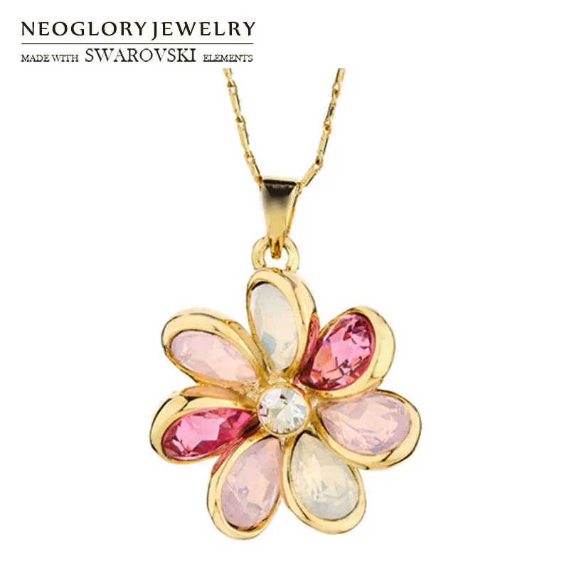 

Neoglory Austria Crystal & Auden Rhinestone Charm Necklace Romantic Pink Flower Shaped Trendy Jewelry For Women Sale Gift