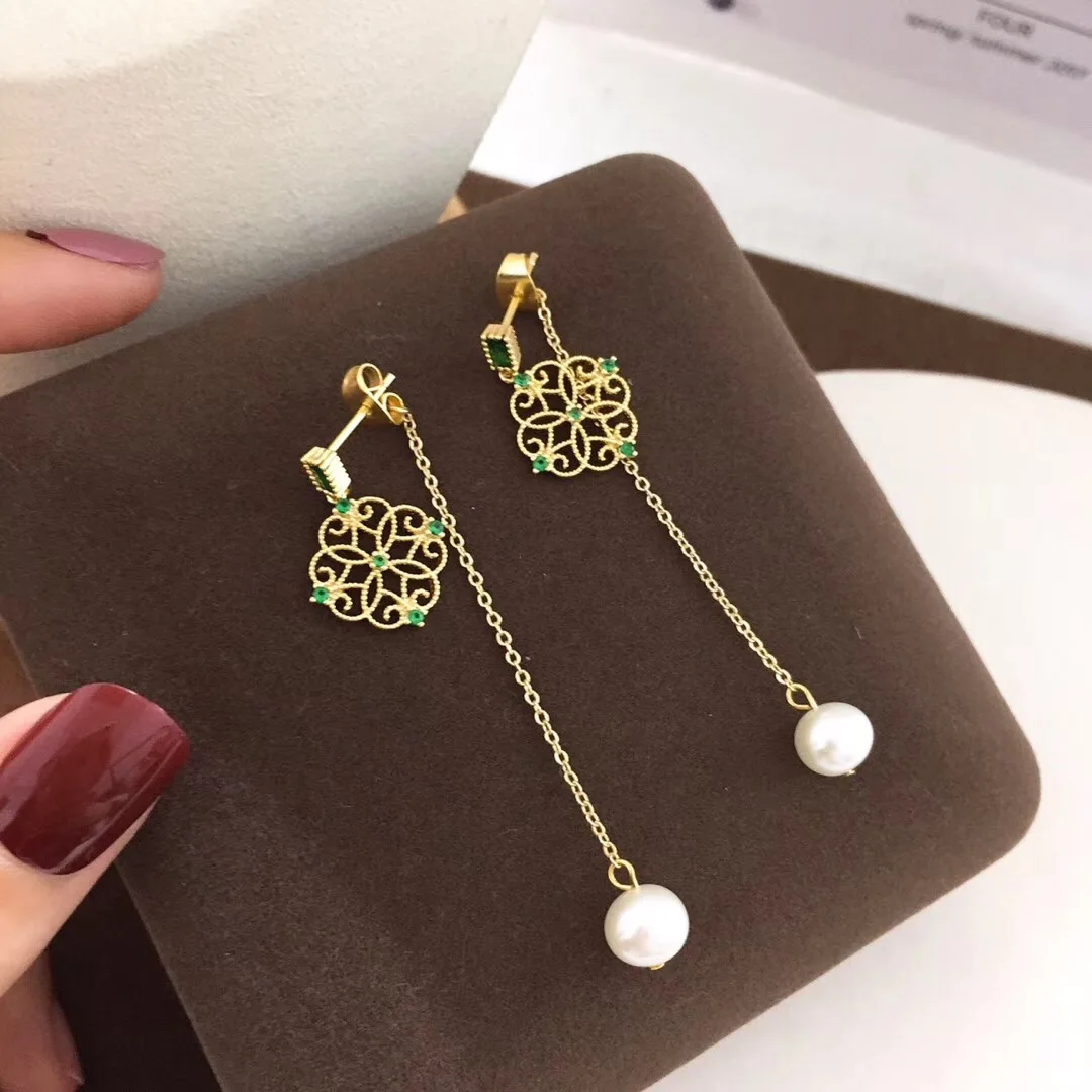 

14k Note the gold material Retro four-leaf clover design ear studs Two wear simple and generous style of daily joba YEAN