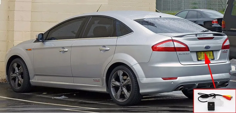 2009-2010_Ford_Mondeo_(MB)_XR5_Turbo_hatchback (1)