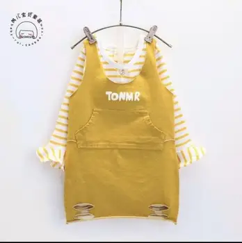 

Children's Wear 2018 Spring and Autumn Wear Girls Baby Letter Striped Ruffle Sleeve T-Shirt + Strap Skirt Two-Piece Set