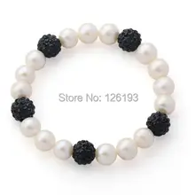 Хороший класс белый пресной воды жемчуг и черный хрустальный шарик браслет