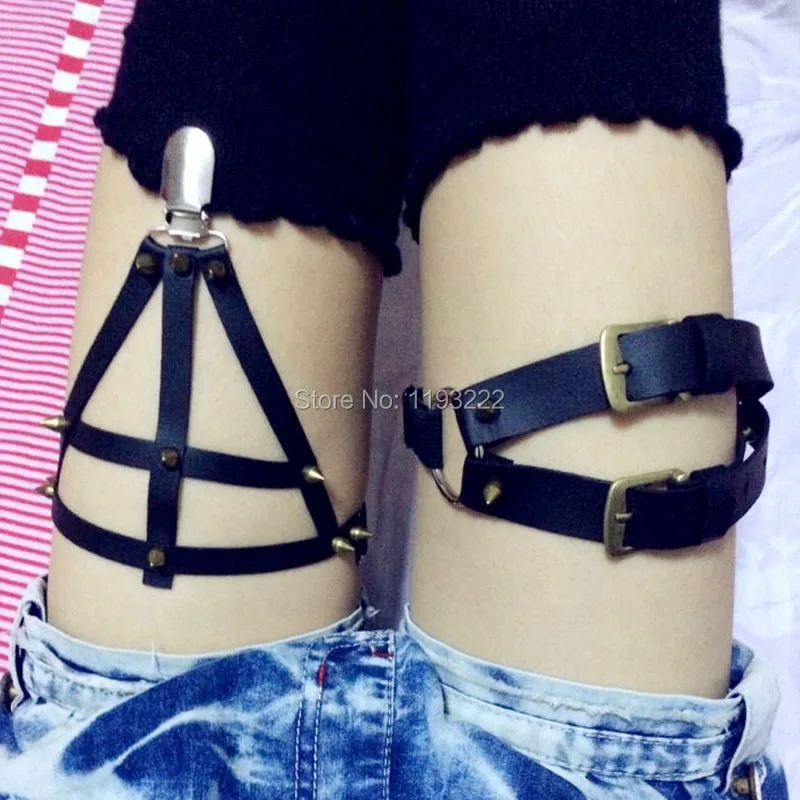 

New Sexy Handmade Harajuku Punk Goth Rock Studded Rivet Triangle Leather Leg Garter Belt Loops