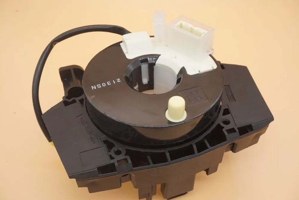 

control combination switch RIGHT HAND DRIVE For Nissan Navara D40 Pathfinder Tiida Livina 2130sn R8 single wire