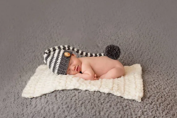 Длинный хвост эльфы полосатая шляпа с подходящими штанами Детские костюмы для новорожденных ручной работы крючком опора, хлопок