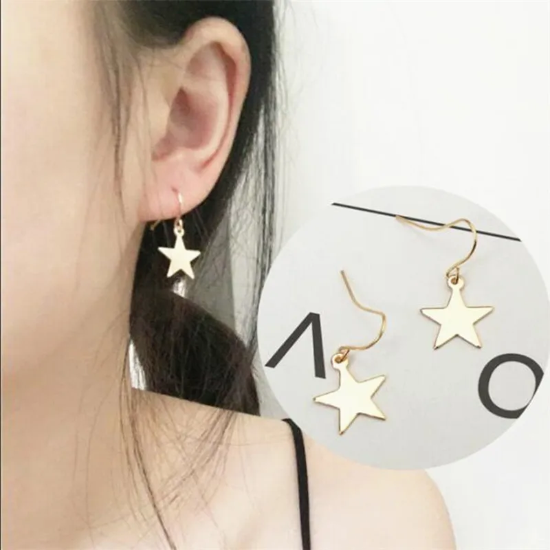 

Simple Europe and the United States geometric girl cute five-pointed star earrings for women 4ED245