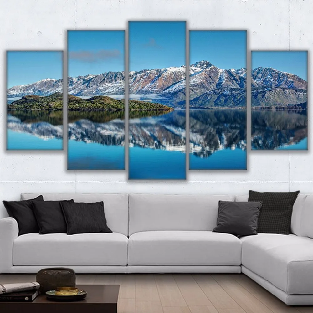 MODERN_LIVINGROOM_MOCKUP_78ba5c0f-f186-4e03-bdbe-23cdfbd088e7_1024x1024