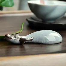 Горячая фиолетовый глина счастливый Крупный рогатый скот китайский чай ПЭТ ру печи Лучшие украшения дома Tieguanyin Улун чай аксессуар T153