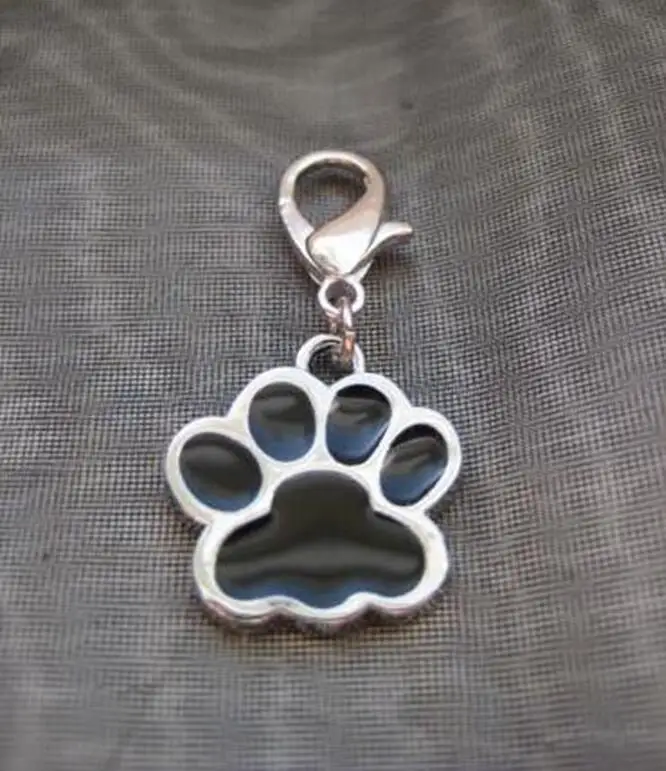 

20 pcs Hot Fashion Glaze Enamel Dog Paw Prints Dangle Bead Charm With Lobster Clasp Fit Charm bracelets Key Chain Purse