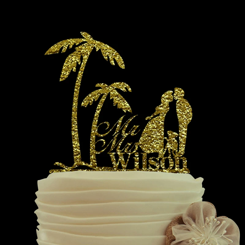Kissing Bride and Groom Coconut Tree with Little Dog Kissing Bride and Groom Coconut Tree with Little Dog