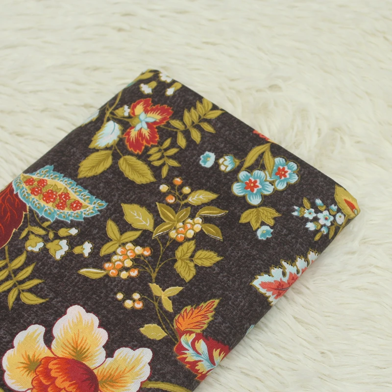 Хлопчатобумажная простая ткань с цветочным принтом, коричневая,, дышащая, из чистого хлопка, для шитья, простая ткань, материал DIY, Лоскутная Ткань для платья