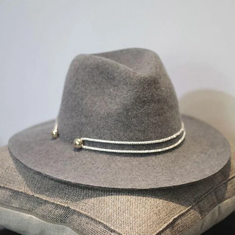 Compra Las mujeres sombrero de fieltro online al por mayor