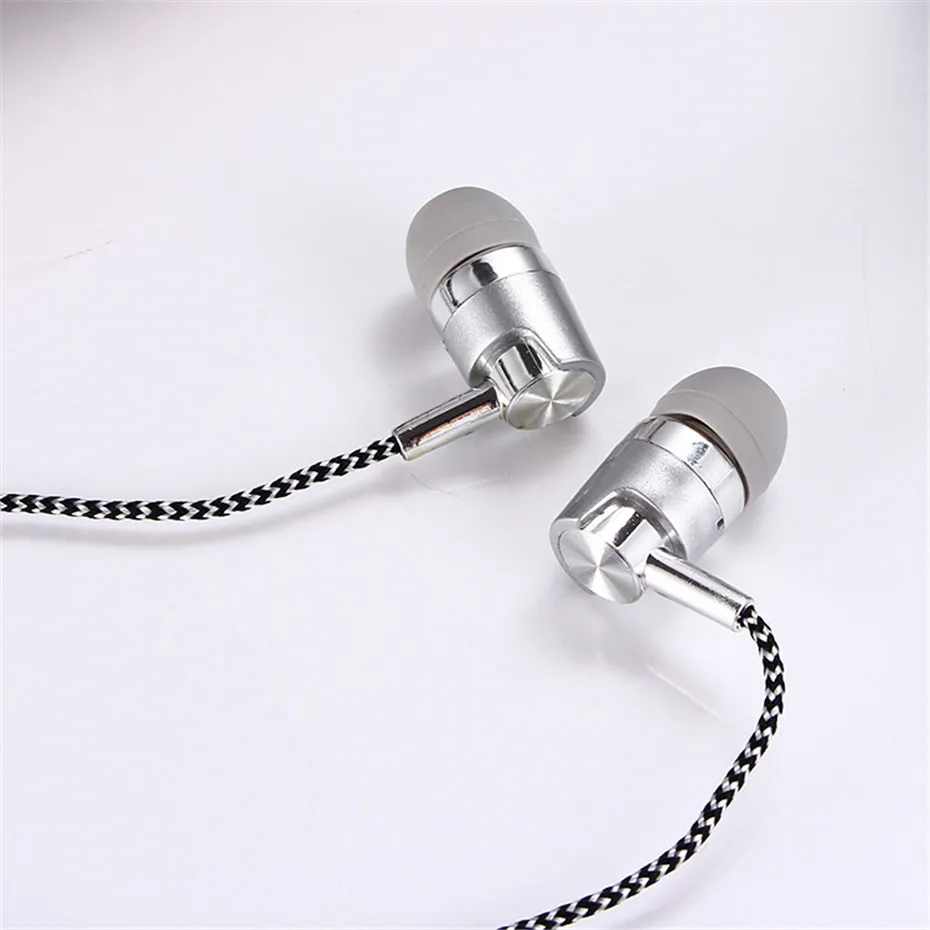Mambaman K384 Earphone For phone MP3 mp4 Noise Isolating Stereo Sport In Ear Earbud Reflective Fiber Cloth Line Earphone Headset (17)