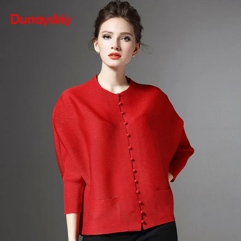 

2019 New Fashion Pleated Clothing Shirt O-neck Long Batwing Sleeve Single Breasted D Pockets Woman Pink Loose Blouse