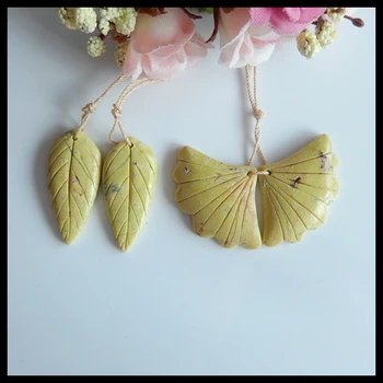 

Jewelry accessories, Birthday gift,2 pair Natural Serpentine Carved leaves fashion Earring Beads,38x26x6mm,11.5g 35x16x5mm,6.9g