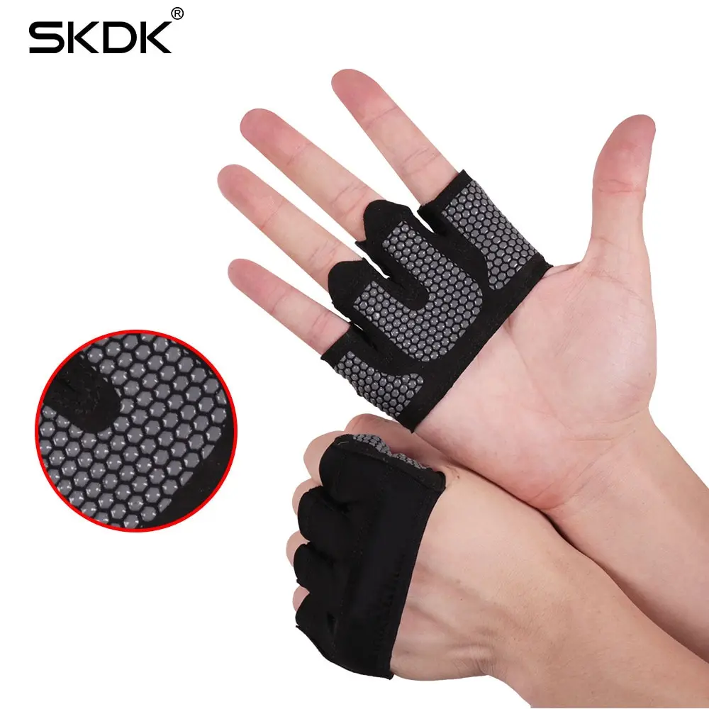 Anti-Skid Weight Lifting Gloves Half Finger Male Female Gym Fitness Dumbbells Barbell Body Building Gloves Silicon Protect Glove