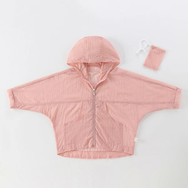 Новинка; модное солнцезащитное пальто с капюшоном для маленьких мальчиков и девочек; сезон весна-лето; хорошее качество; Детские повседневные пляжные куртки; детская одежда - Цвет: Pink