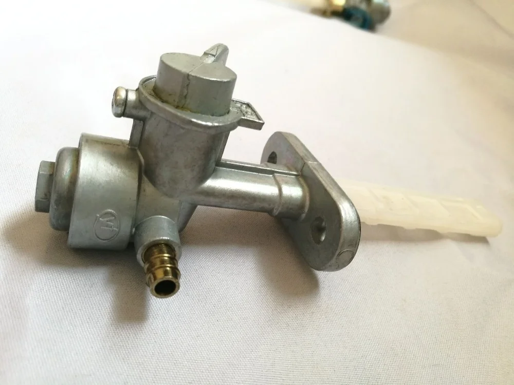 1Pcs Motorcycle fuel tank switch Gas Fuel Tank Switch Petcock Shut off Valvein Fuel Tank from
