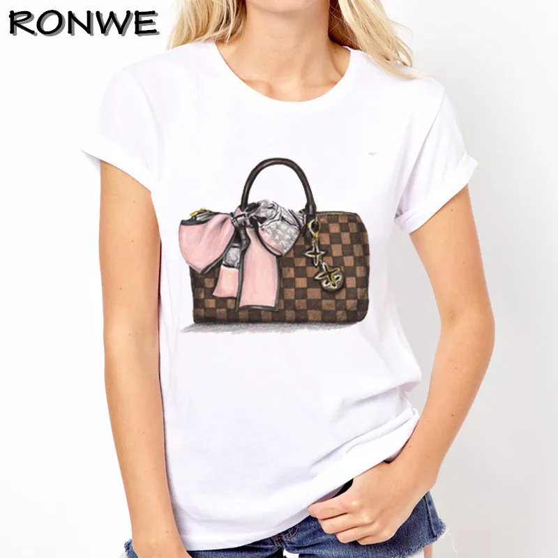 إمرأة الملابس المتناثرة الشارع الشهير Kawaii الجمالية T قميص الجرافيك تيز المرأة 90 s القوطية الكورية قمم زائد حجم