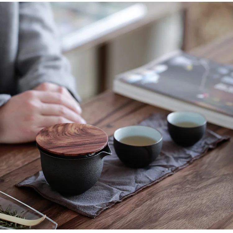 TANGPIN Японский керамический заварочный чайник с 2 чашками gaiwan чайные наборы портативный чайный набор для Путешествия Посуда для напитков