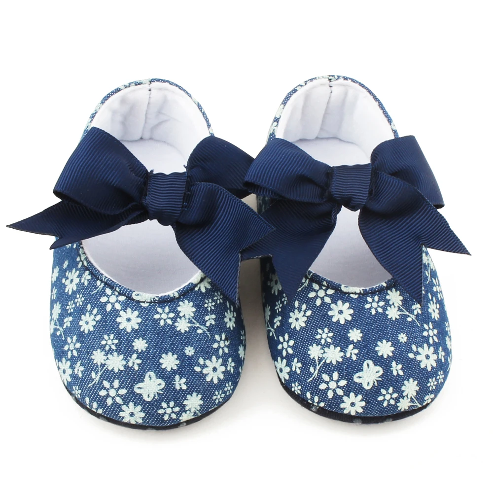 

Delebao Elegant Pure Color PU Baby Shoes New Soft Sole Slip-on Princess Toddlers Shoes Butterfly-knot First Walkers Whole sale