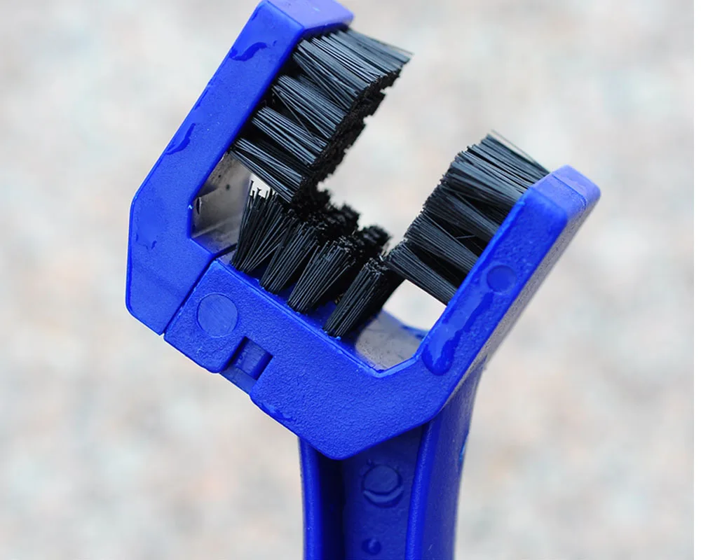 

Plastic Motorcycle Bicycle Chain Cleaing Brush Gear Grunge Brush Cleaner Outdoor Tool FOR polaris rzr honda steed 400 shadow 750