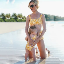 2019 New Family Look Swimsuit For Girls Yellow Ruffle Separate Swimsuit High Waist Halter Swimsuit Parents Kids Holiday Clothing 2019 New Family Look Swimsuit For Girls Yellow Ruffle Separate Swimsuit High Waist Halter Swimsuit Parents Kids Holiday Clothing