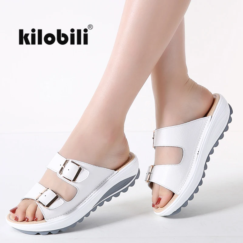 النساء النعال kilobili إبزيم الشرائح الأحذية الجلدية حقيقية صلبة سميكة الوحيد الكعوب الصنادل الشاطئ النساء خارج زحافات الصيف