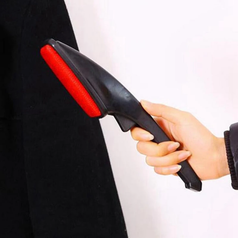 Щетка для пальто. Ролик для очистки одежды от шерсти. Ролик для чистки одежды ikea. Валик для пыли. Удаление пыли с одежды.