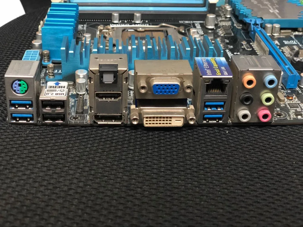 اللوحة الأصلية ASUS P8Z77-V برو DDR3 LGA 1155 ل I3 I5 I7 CPU 32 GB USB3.0 SATA3 Z77 اللوحة شحن مجانا
