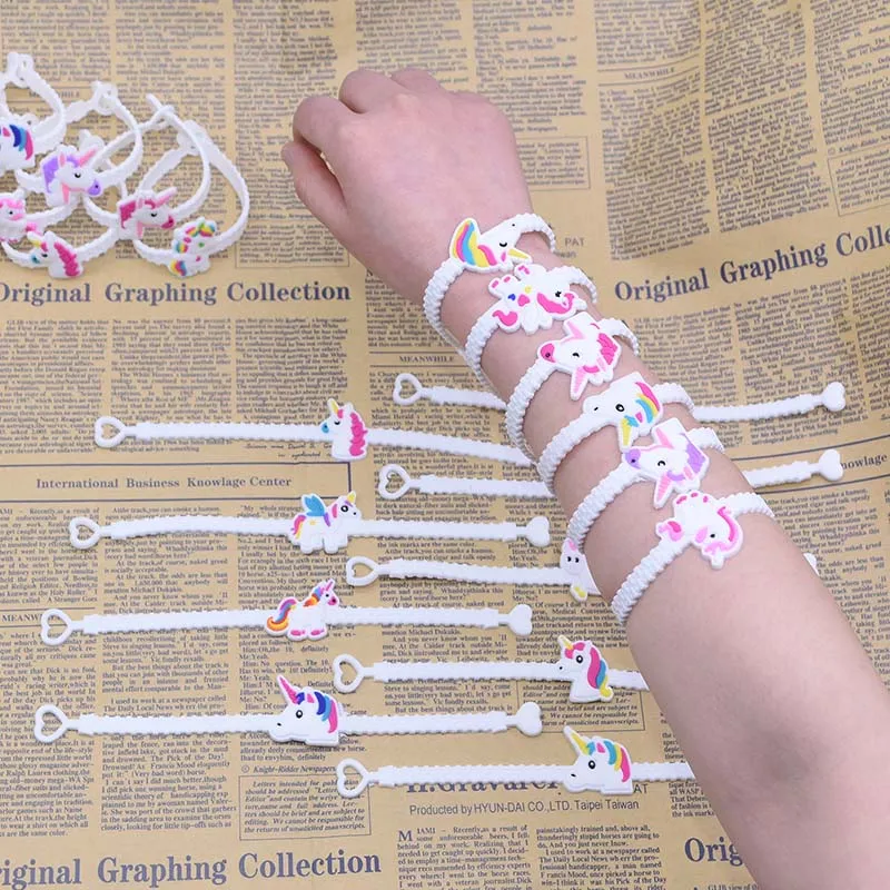 5pcs/set Lovely Rainbow Unicorn Bracelet Silicone Wristband Kids Children Favor Birthday Party Gift Bracelets Christmas Ornament