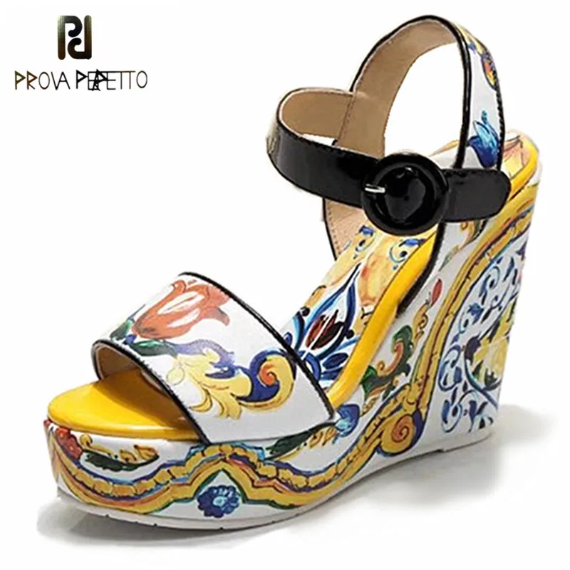 

Prova perfetto 2019 Luxury Wedges Platform Sandals Women Open Toe Mixed Color Flower High HEEL Shoes Woman Party Shoes
