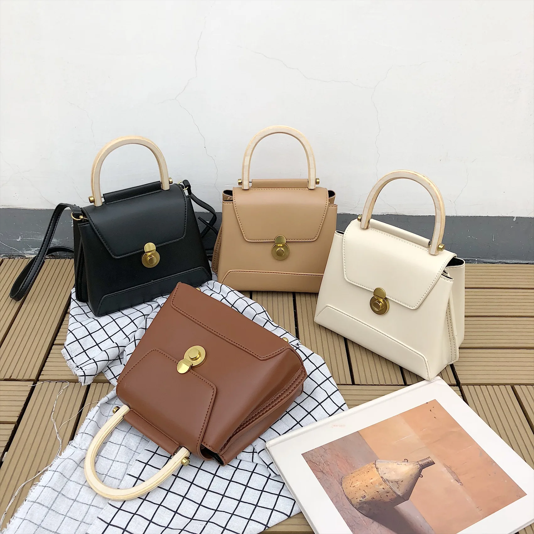 

Retro Wooden Handle Handbags Chic PU Leather Shoulder Bags Casual Crossbody Bags for Women Clutch Purses Totes Ladies Handbags
