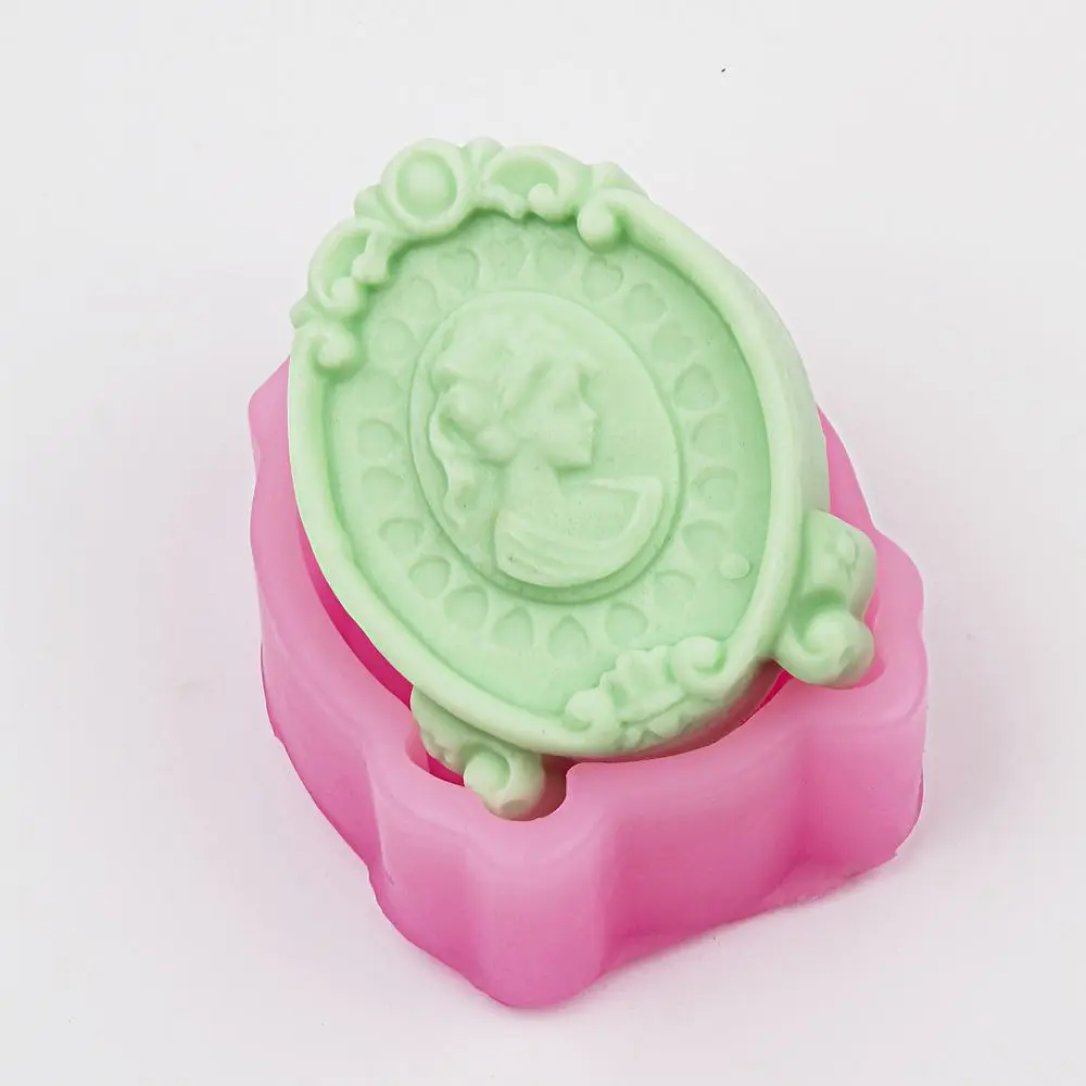 Buy AZ025 Beautiful Woman Queen Shaped Silicone Soap