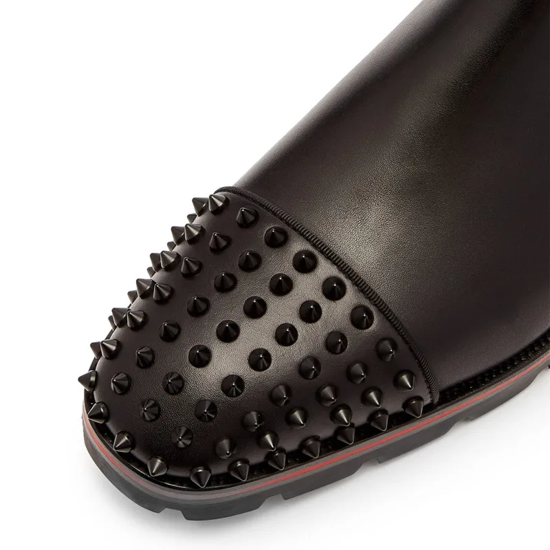 Qianruiti Fashion Men Chelsea Boots Ankle Spike Rivet Boots Elastic Band Round Toe Low-heeled Shoes EU39-EU46