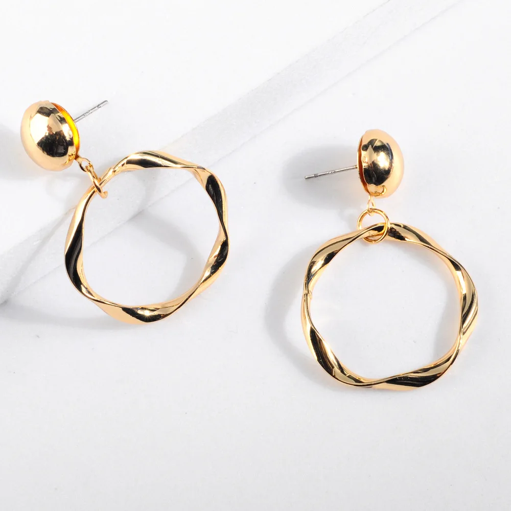 

Irregular Shape Geometric Twisted Alloy Earrings for Women Simple Punk Round Drop Earring for Women Personality Fashion Jewelry