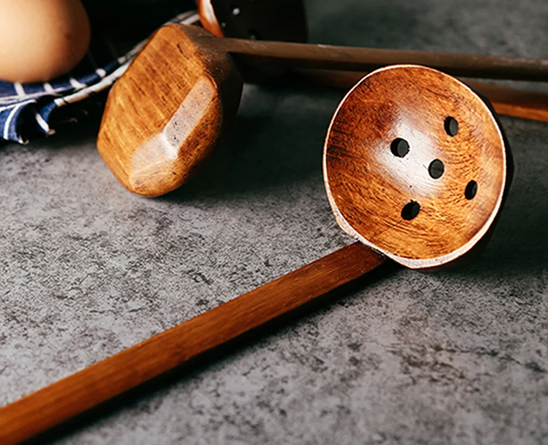 2Pcs Wooden Spoons Large Wood Spoon Set Japanese Style Ramen Soup Ladle Tablespoon Long Handled Kitchen Strainer Spoon Tableware (9)