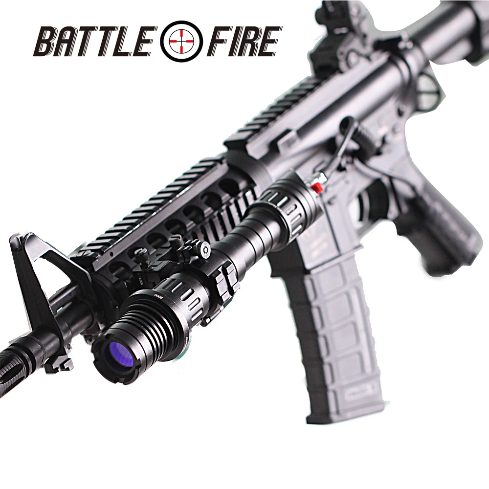 police-military-supplies-LS-KS1-G100 100mw-green laser designator mounted on rifle